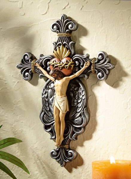 Crucifijo del Sagrado Corazon de Jesus